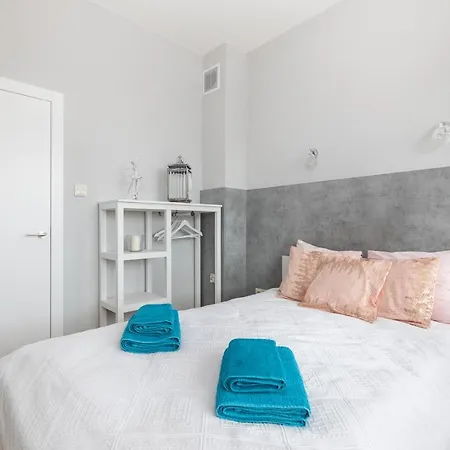 Apartamento Swietokrzyska By Your Freedom